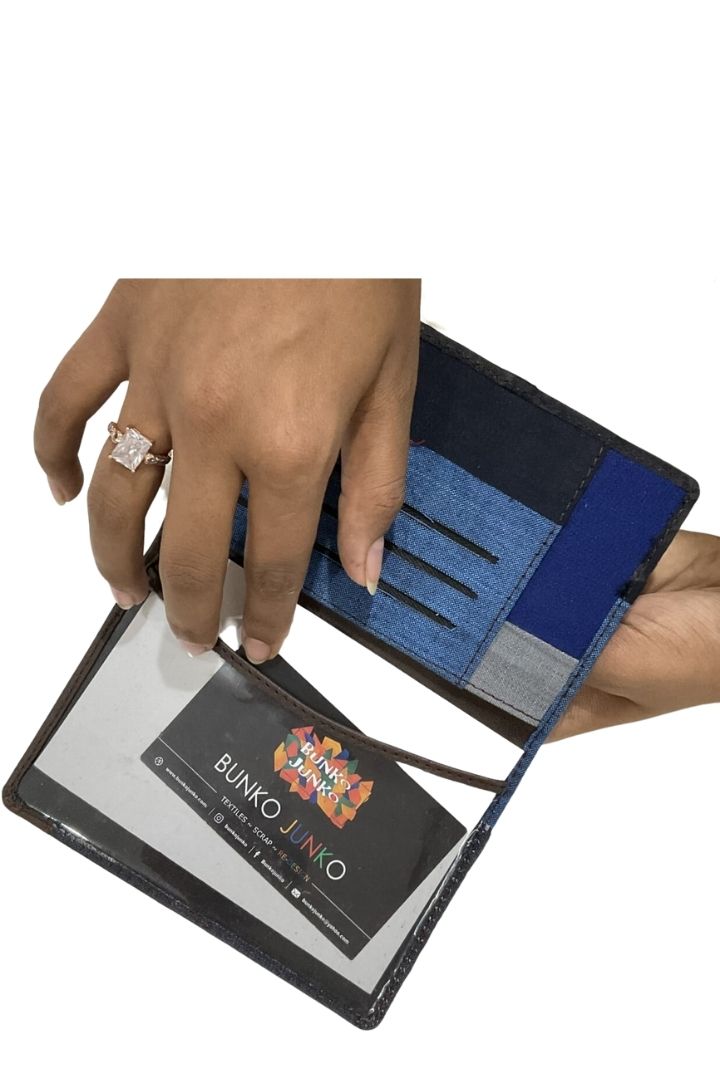 Compact Pass Case with Fashionable Flair