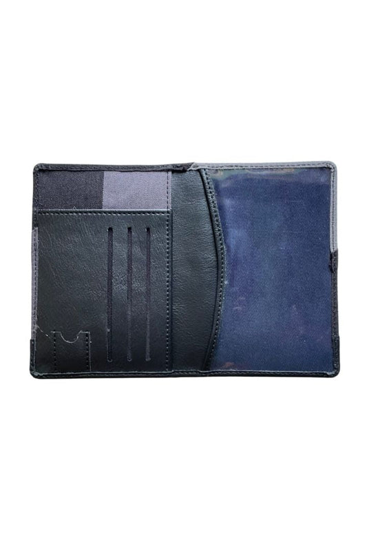 Compact Pass Case with Fashionable Flair