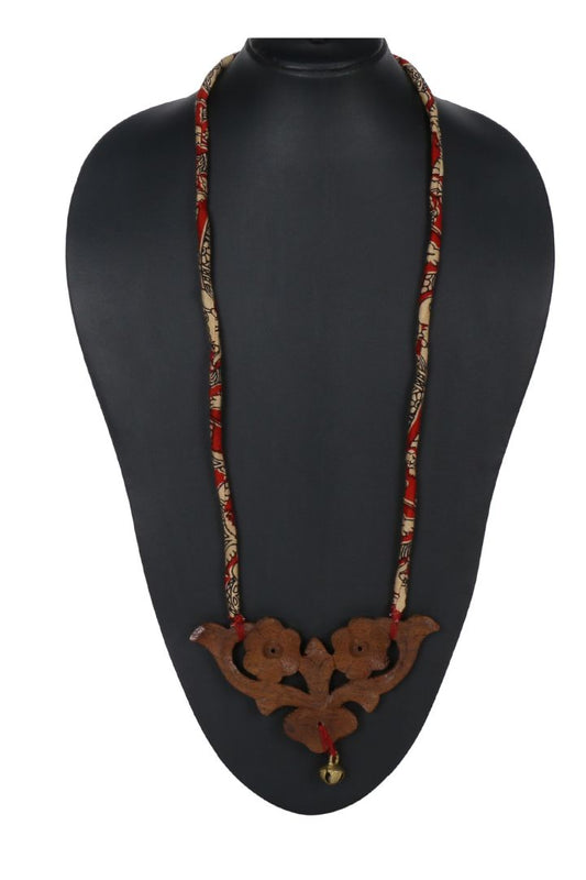 "Elegant Necklace: Sophisticated and Stylish Fashion Accessory by BunkoJunko."