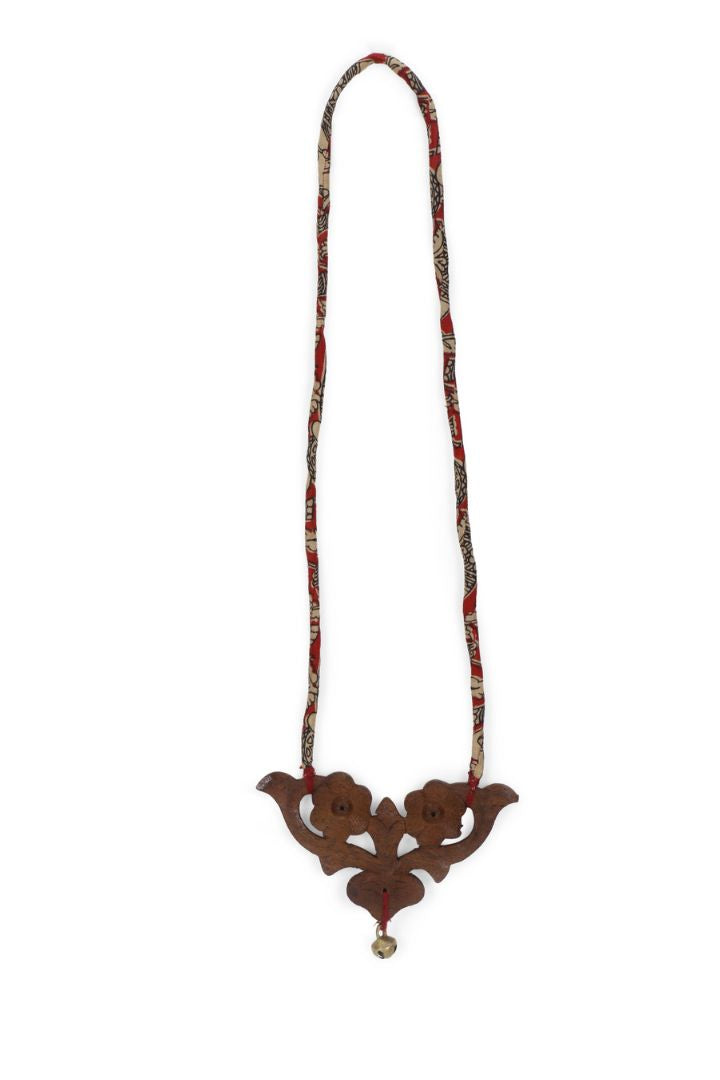 Elegant Necklace: Sophisticated and Stylish Fashion Accessory by BunkoJunko.