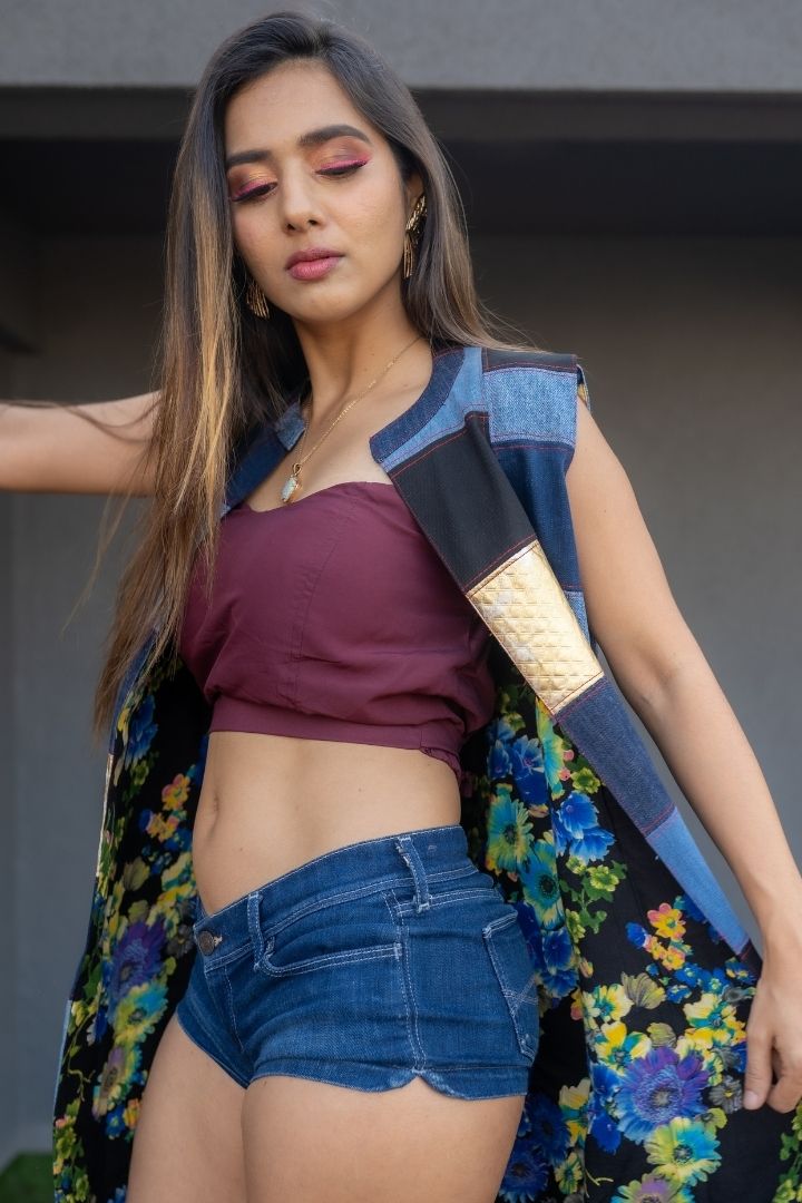 Linci Pinci Longline Denim Jacket: Effortlessly chic and versatile denim jacket for stylish outfits.