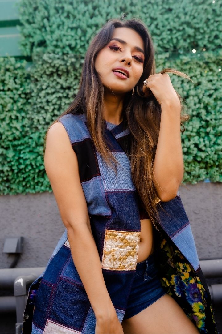 Linci Pinci Longline Denim Jacket: Effortlessly chic and versatile denim jacket for stylish outfits.