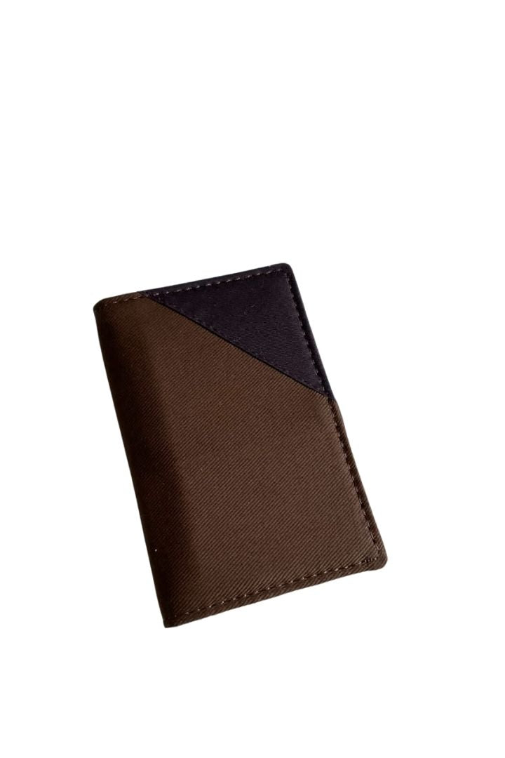 Sleek Card Wallet - Fashion and Function Combined