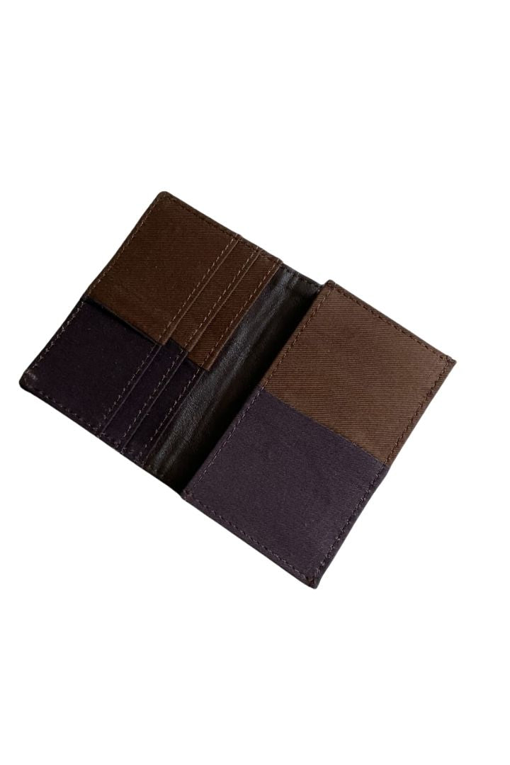 Sleek Card Wallet - Fashion and Function Combined