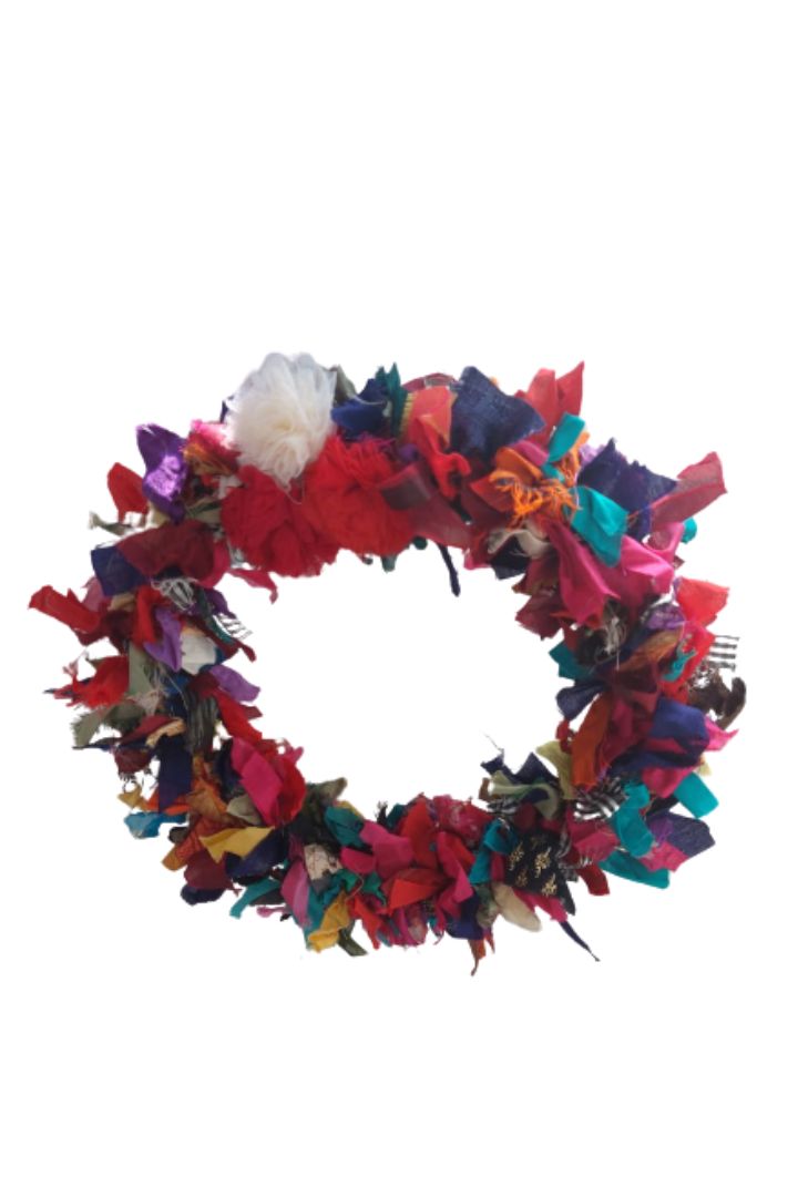 eco-chic-Christmas-wreath-upcycled-holiday-decor
