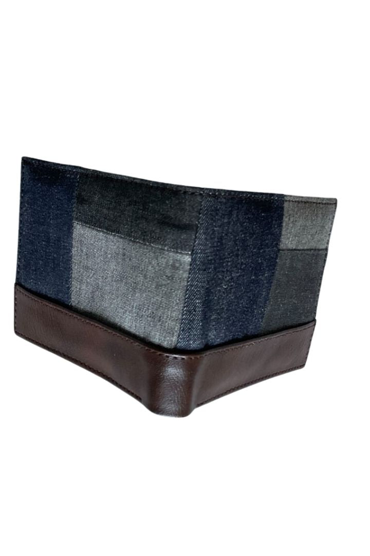 Swift Wallet Unisex - Bunko Junko: Compact & Stylish Wallet for Everyone