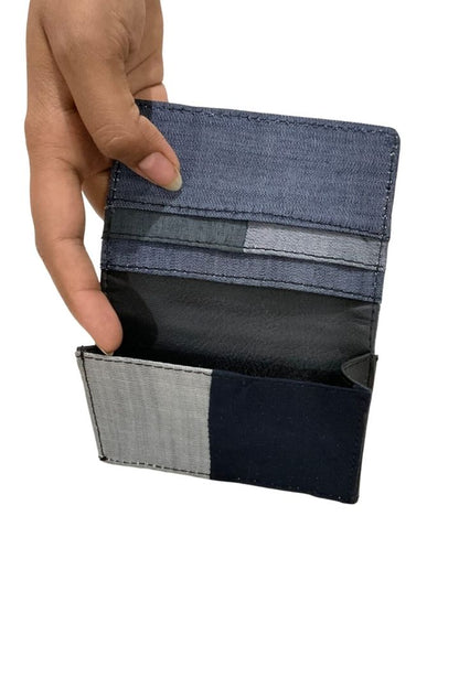 Chic Card Holder - Effortless Style and Convenience