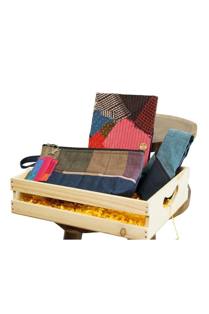 Miss in Mist Gift Hamper featuring a sleek organizer, elegant keychain, stylish diary, and sophisticated tie.