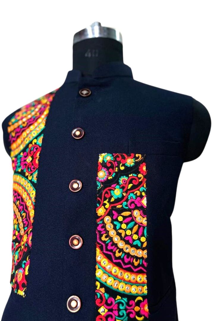 Buy Vastramay Kutch Embroidered Kediyu Jacket Navratri Special For Boys  Online at Best Price | Distacart