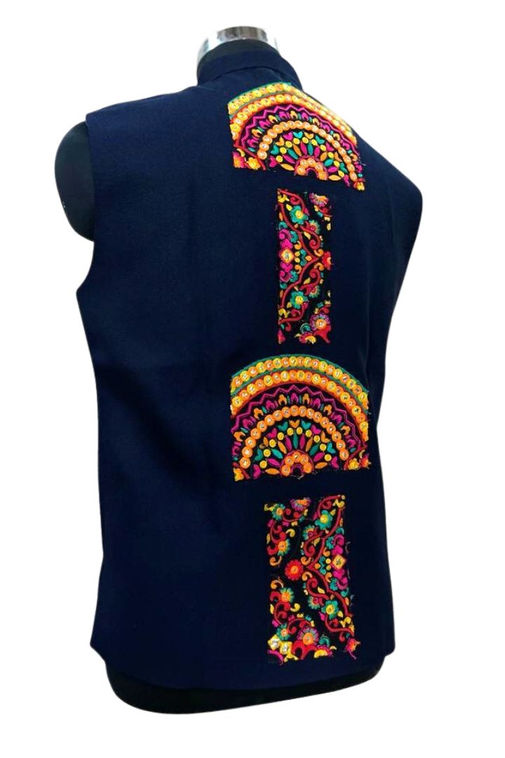 Kutch Embroidered Black Navratri Special Jacket, Size: Large at Rs  380/piece in Surat