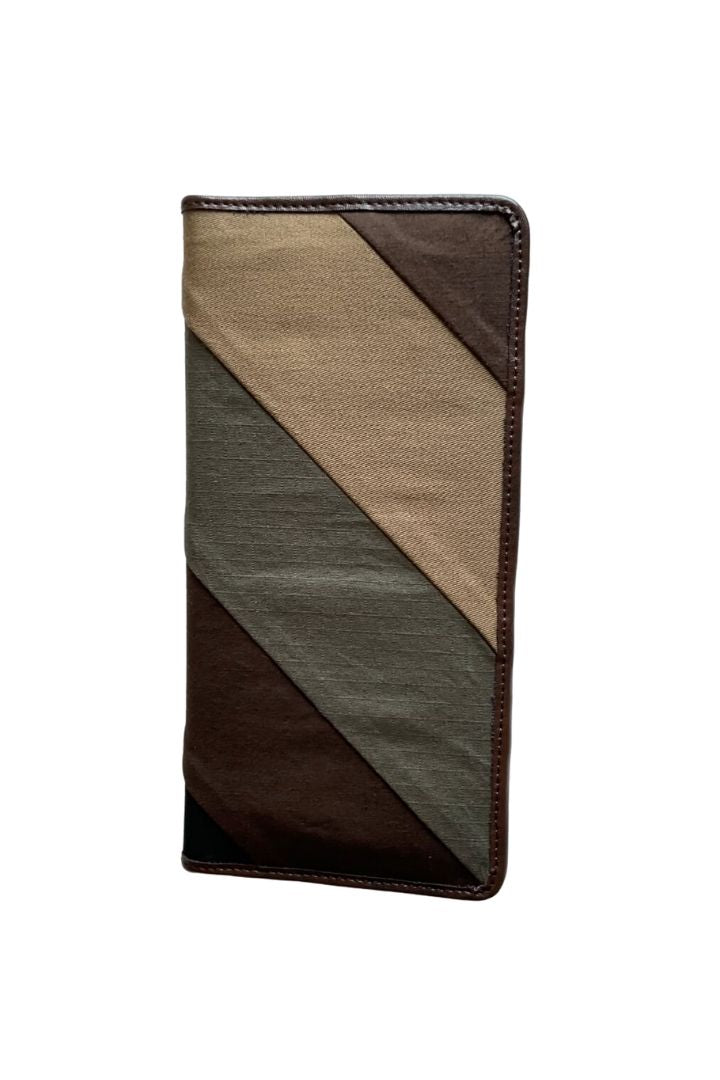 Elegance Pass Cover by Bunko Junko: A stylish pass cover made from upcycled materials, combining function and fashion.