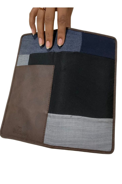 Elegance Pass Cover by Bunko Junko: A stylish pass cover made from upcycled materials, combining function and fashion.